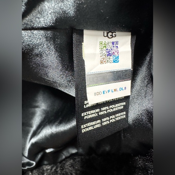 NWT UGG Women Tammie Faux Fur Long Vest In Black - Picture 10 of 11